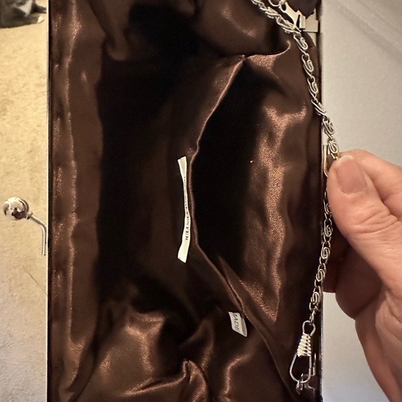 Meet your Posher, Renee - Picture 4 of 6